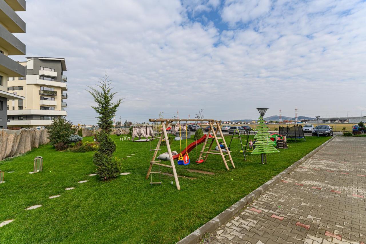 Zen Apartments Braşov Extérieur photo